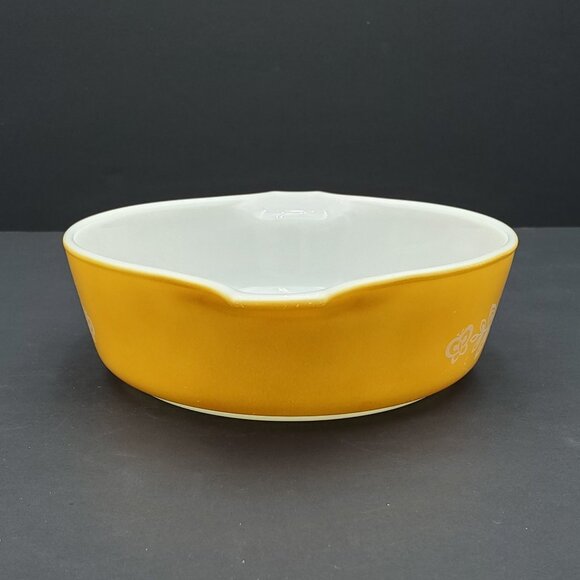 Pyrex Butterfly Gold 1 Pint Casserole Baking Dish White on Gold 471 1 Pt Baker - Picture 3 of 9